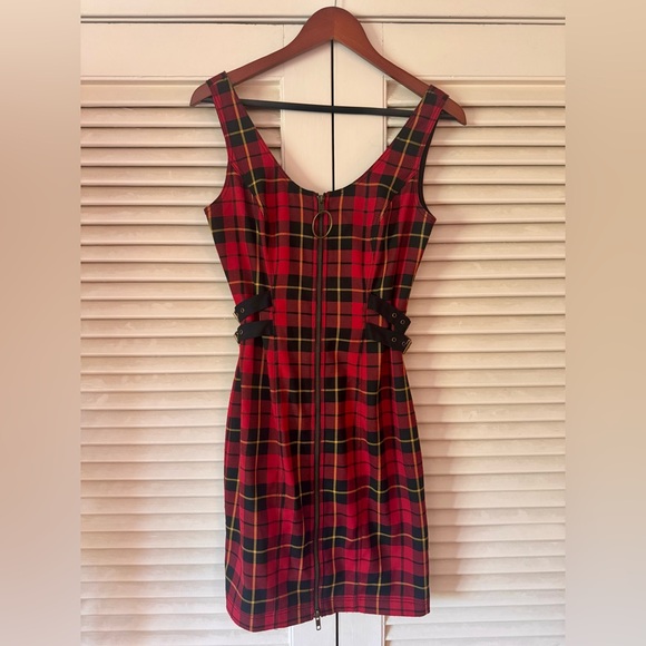 Betsey Johnson Dresses & Skirts - MINT COND BETSEY JOHNSON COLLECTION TARTAN MINI ZIP FRONT PUNK DRESS SZ 6